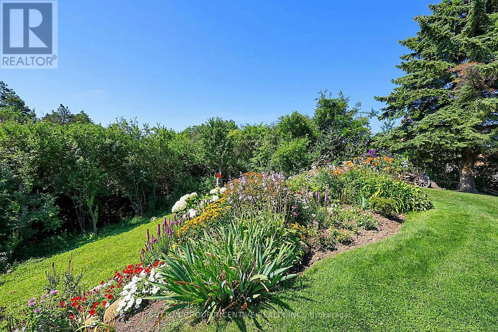 25 BOVAIR TRAIL