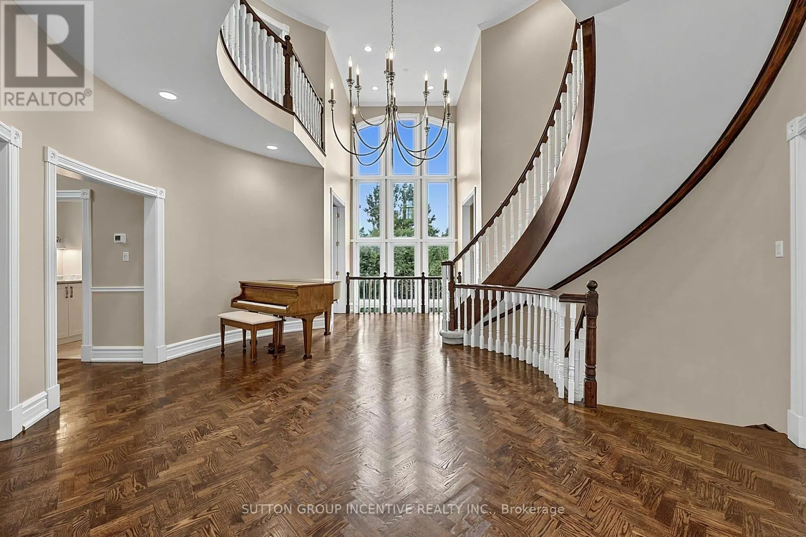 25 BOVAIR TRAIL