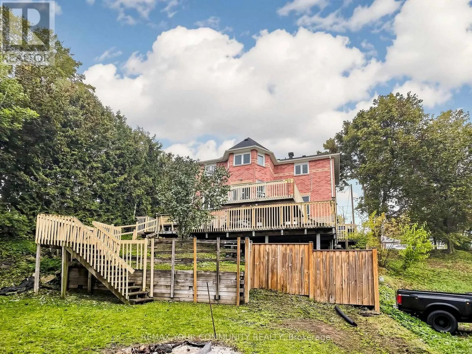 27 MITCHELL AVENUE