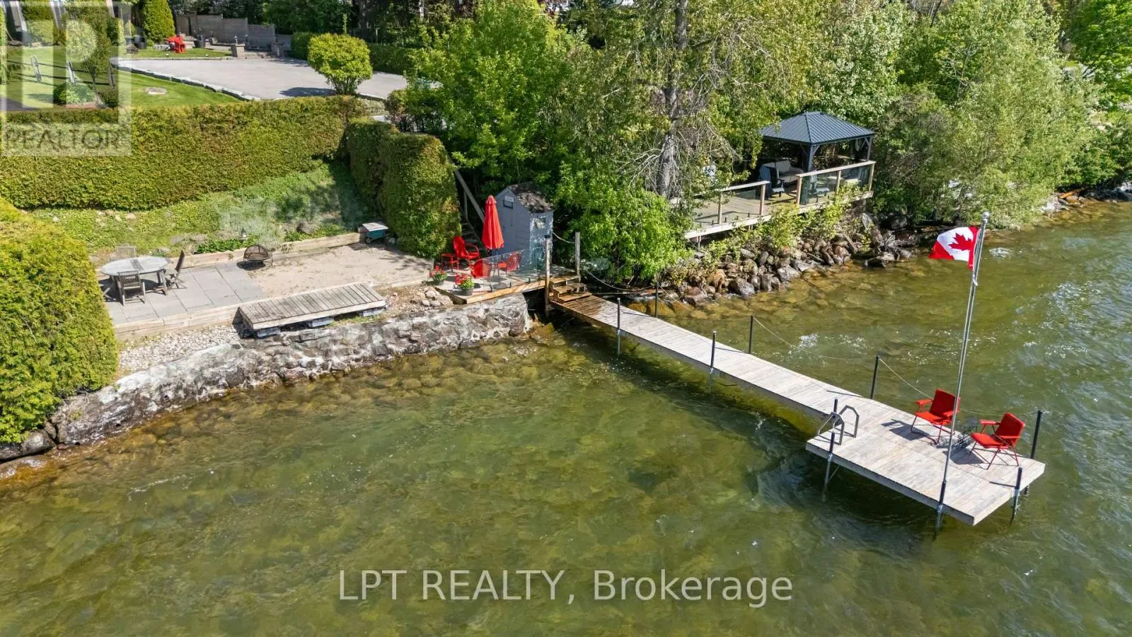 145 LAKE DRIVE N