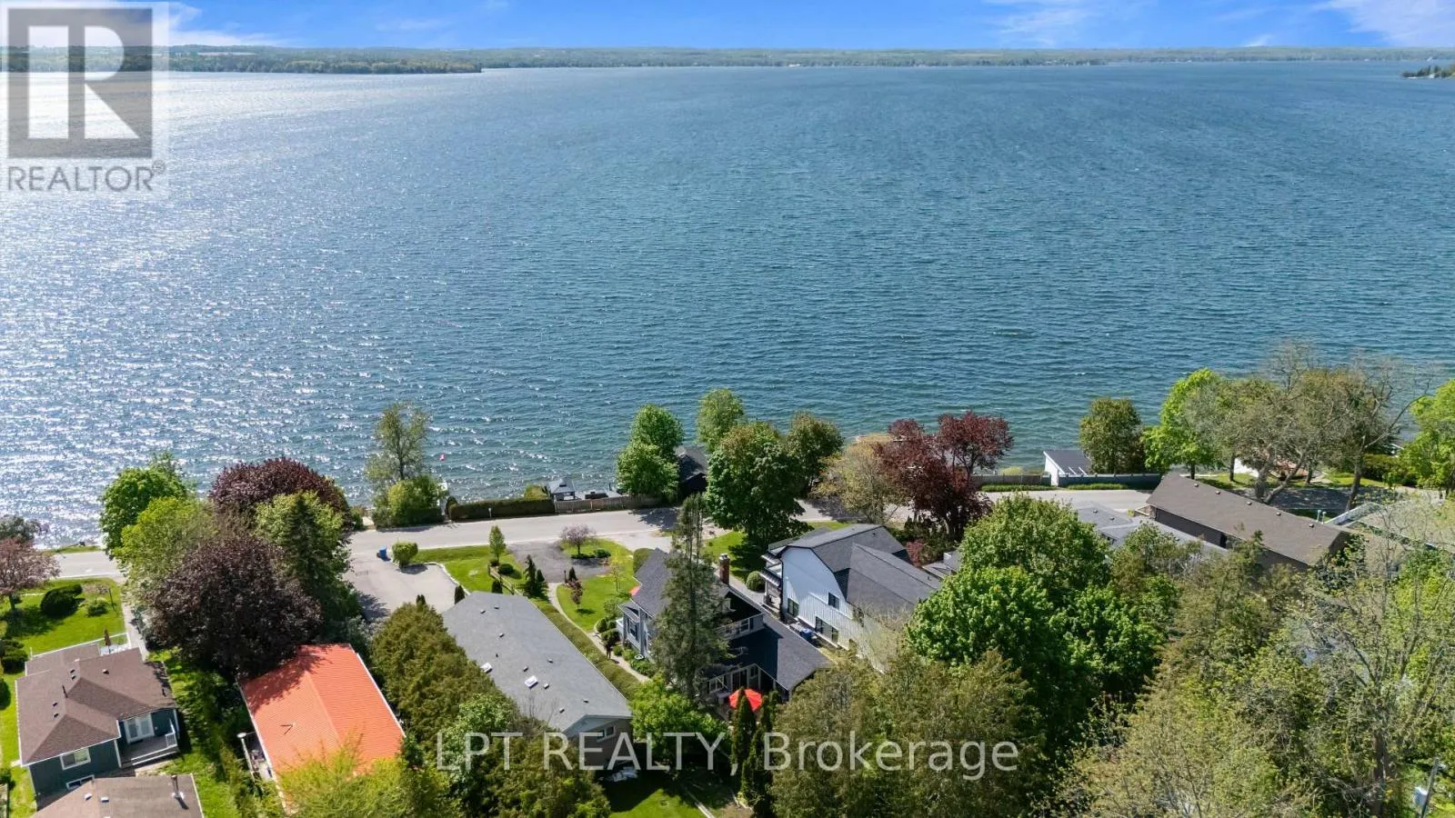 145 LAKE DRIVE N