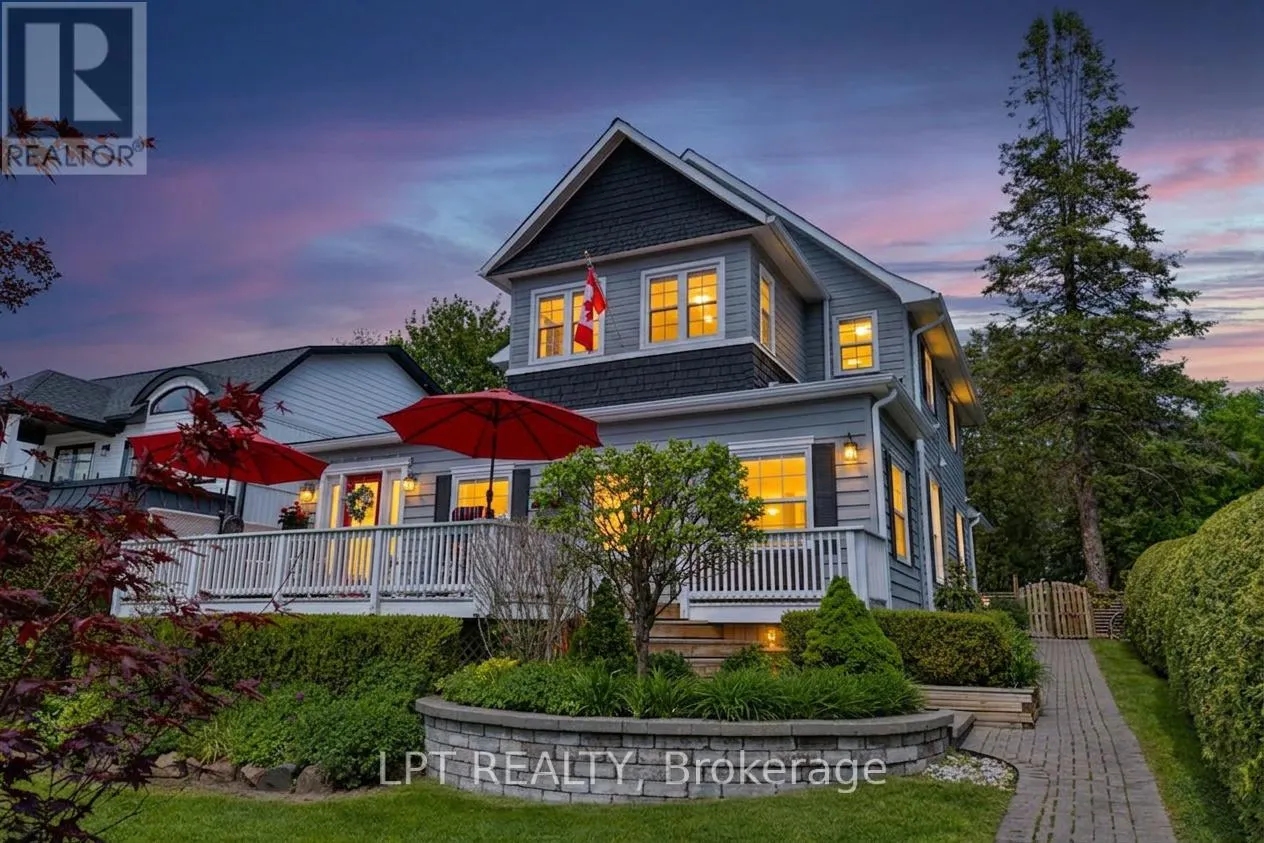 145 LAKE DRIVE N