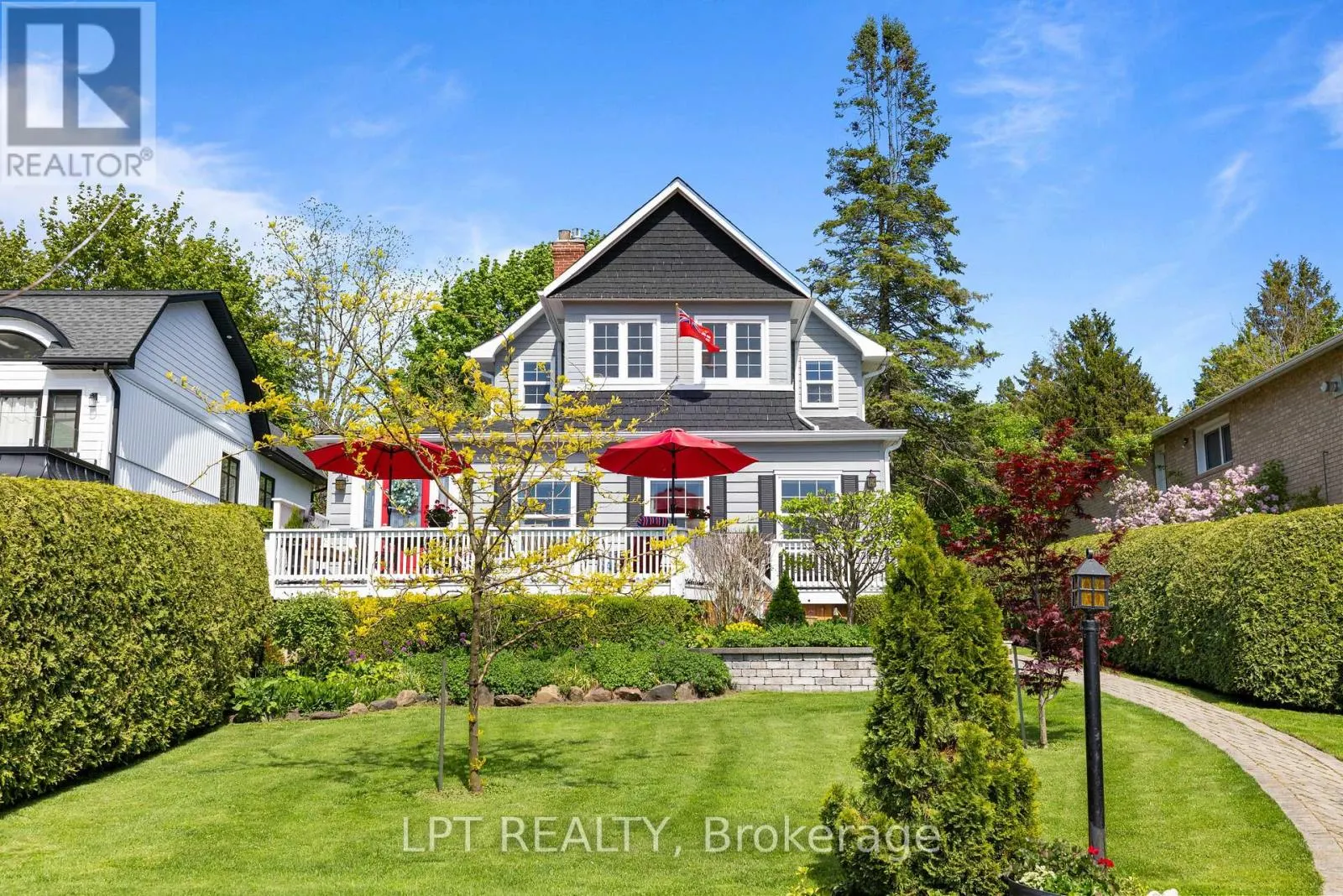 145 LAKE DRIVE N