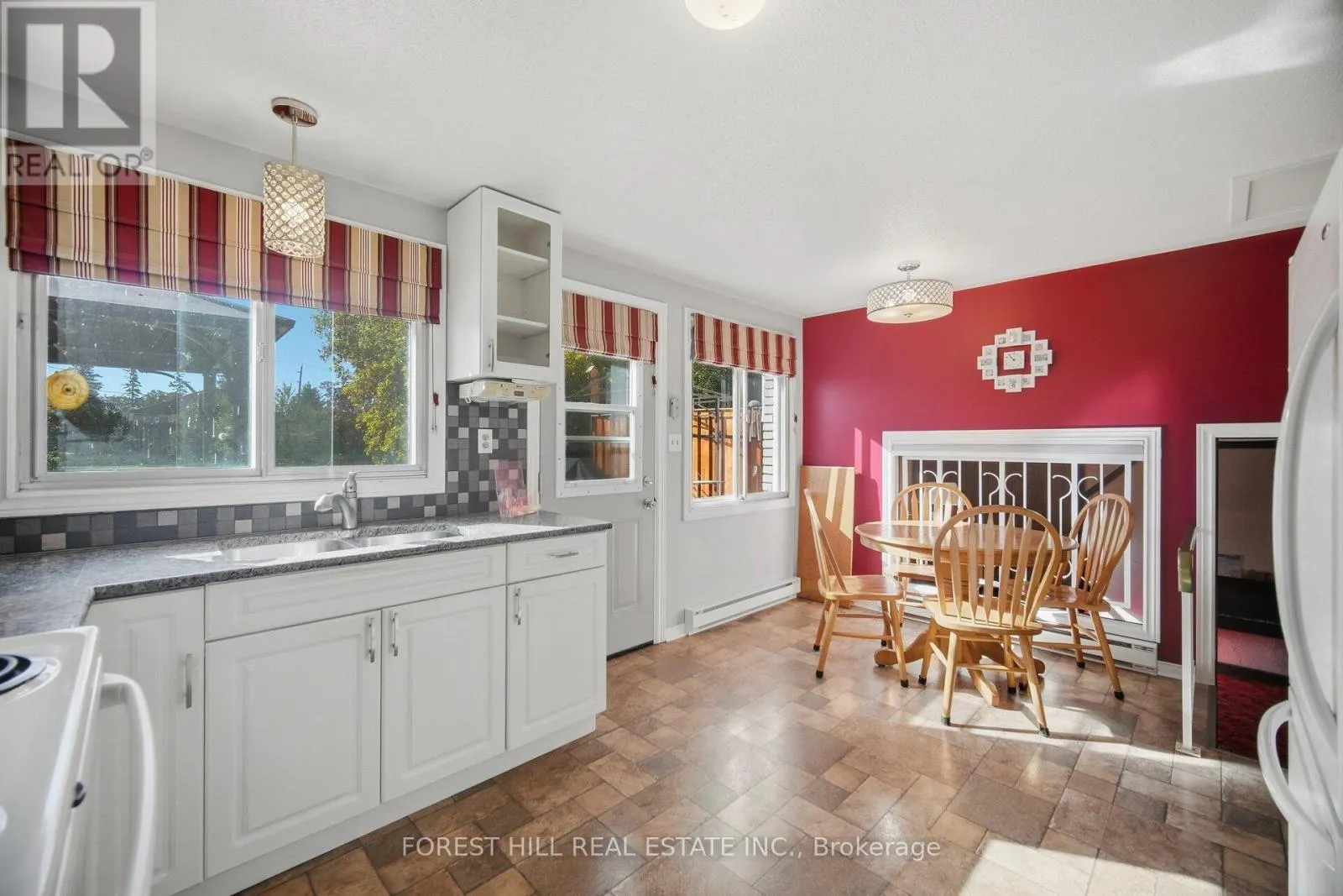 33 RICE DRIVE