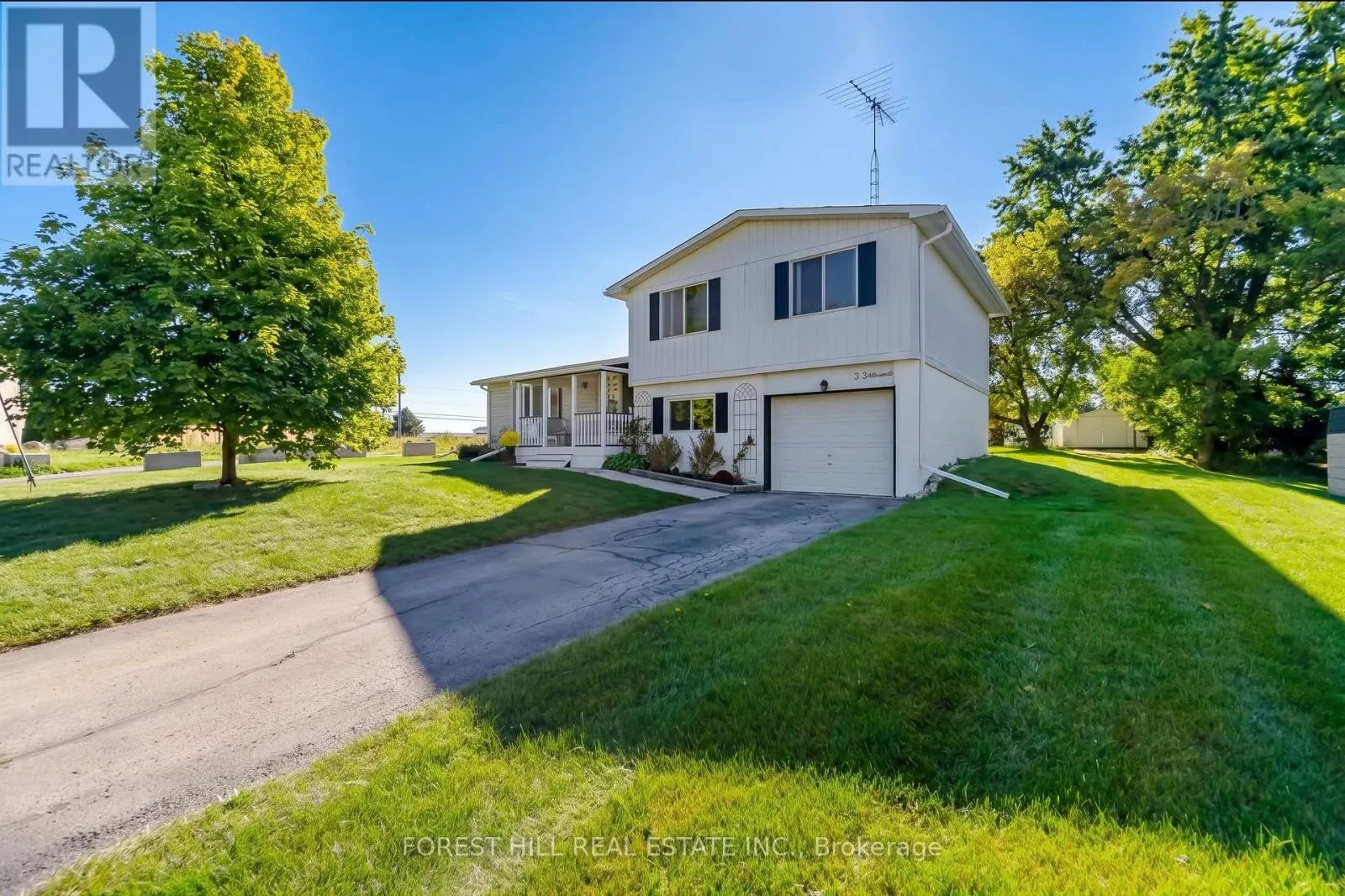 33 RICE DRIVE