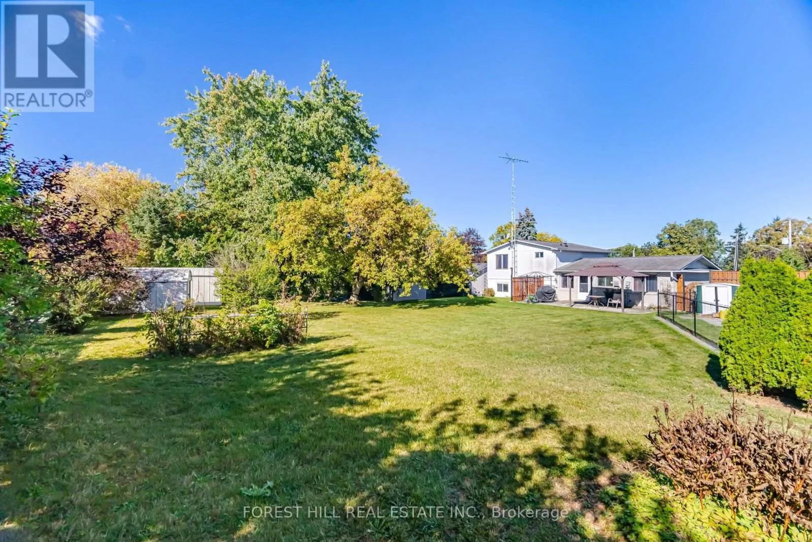 33 RICE DRIVE