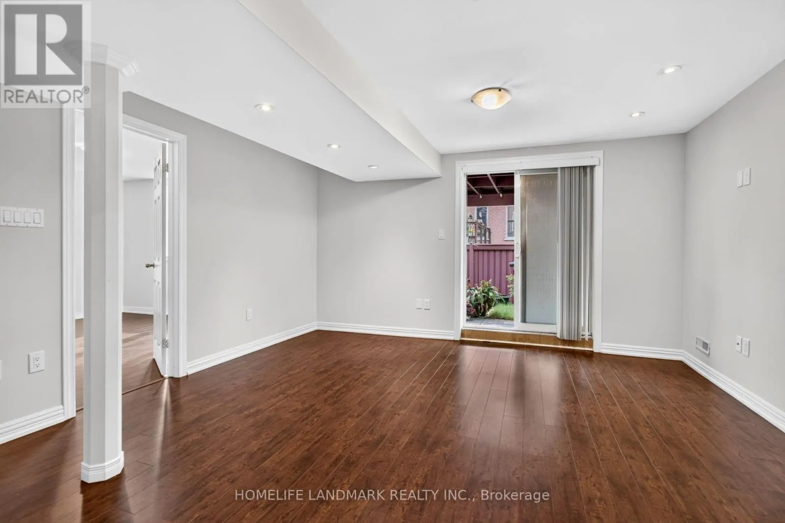 75 ESTRELLA CRESCENT