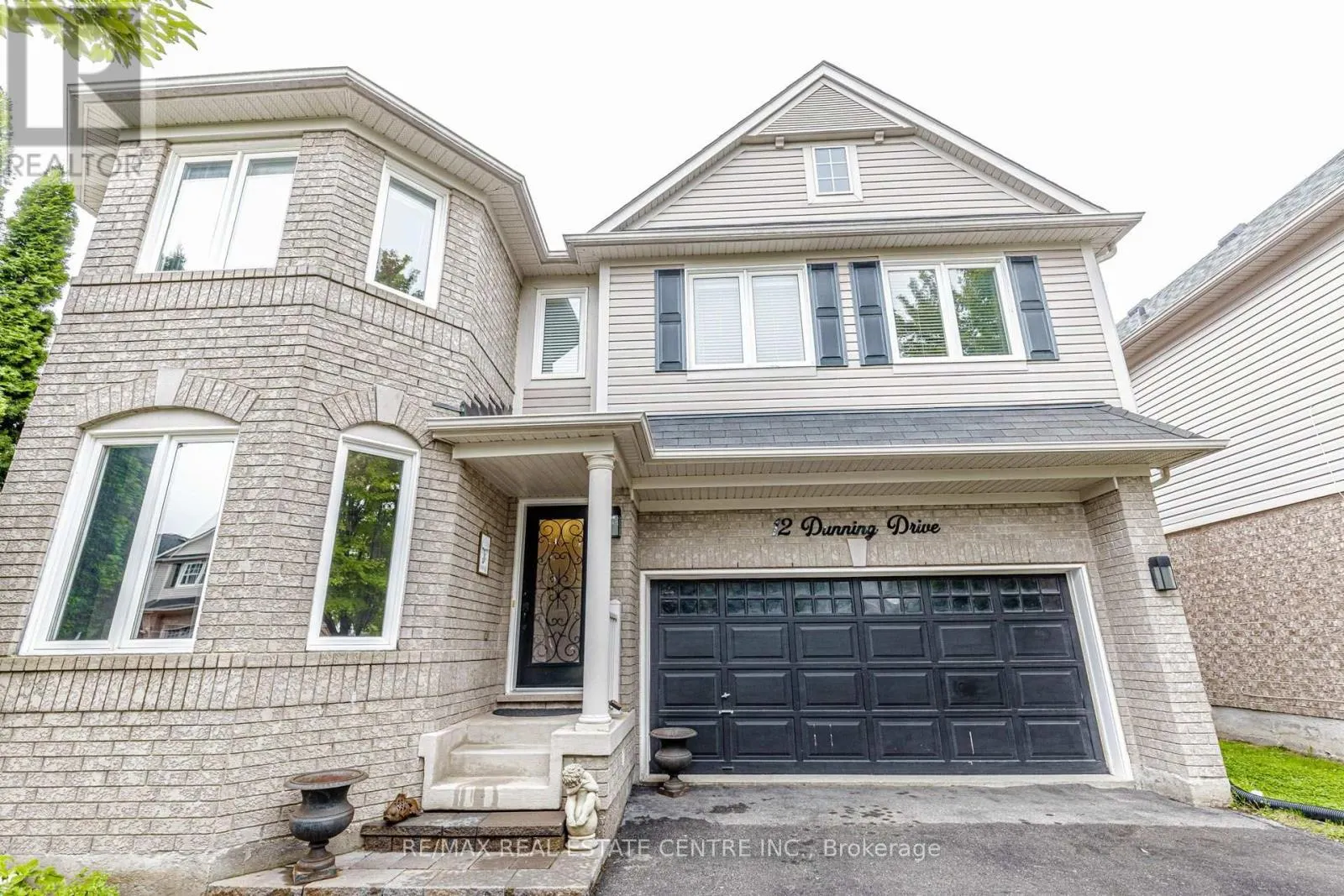 12 DUNNING DRIVE