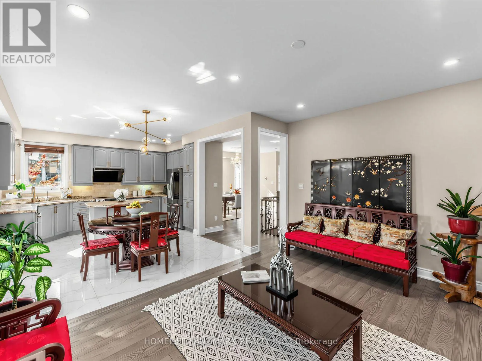 72 VANDERVOORT DRIVE