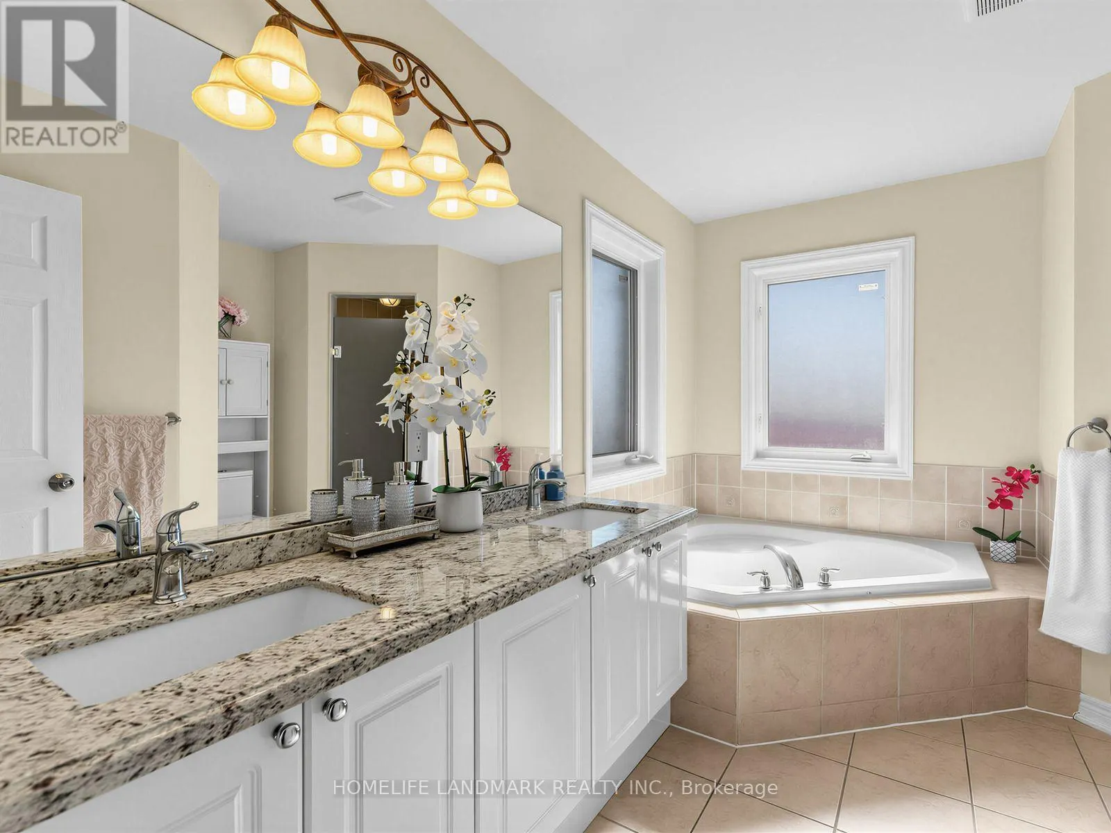 72 VANDERVOORT DRIVE