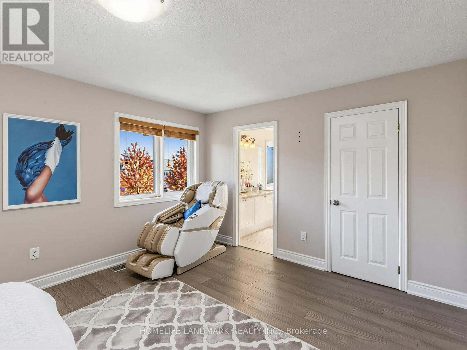 72 VANDERVOORT DRIVE