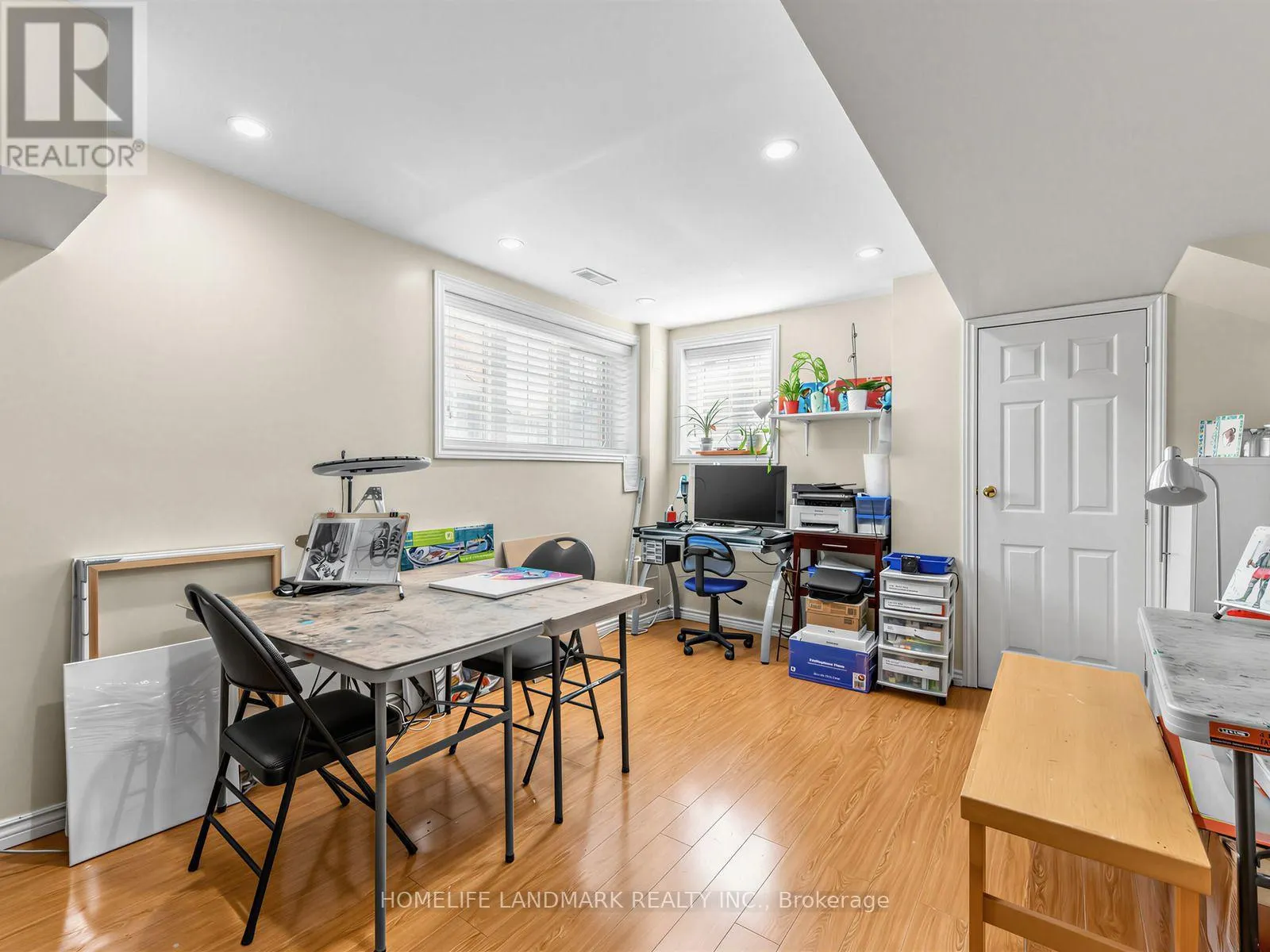 72 VANDERVOORT DRIVE