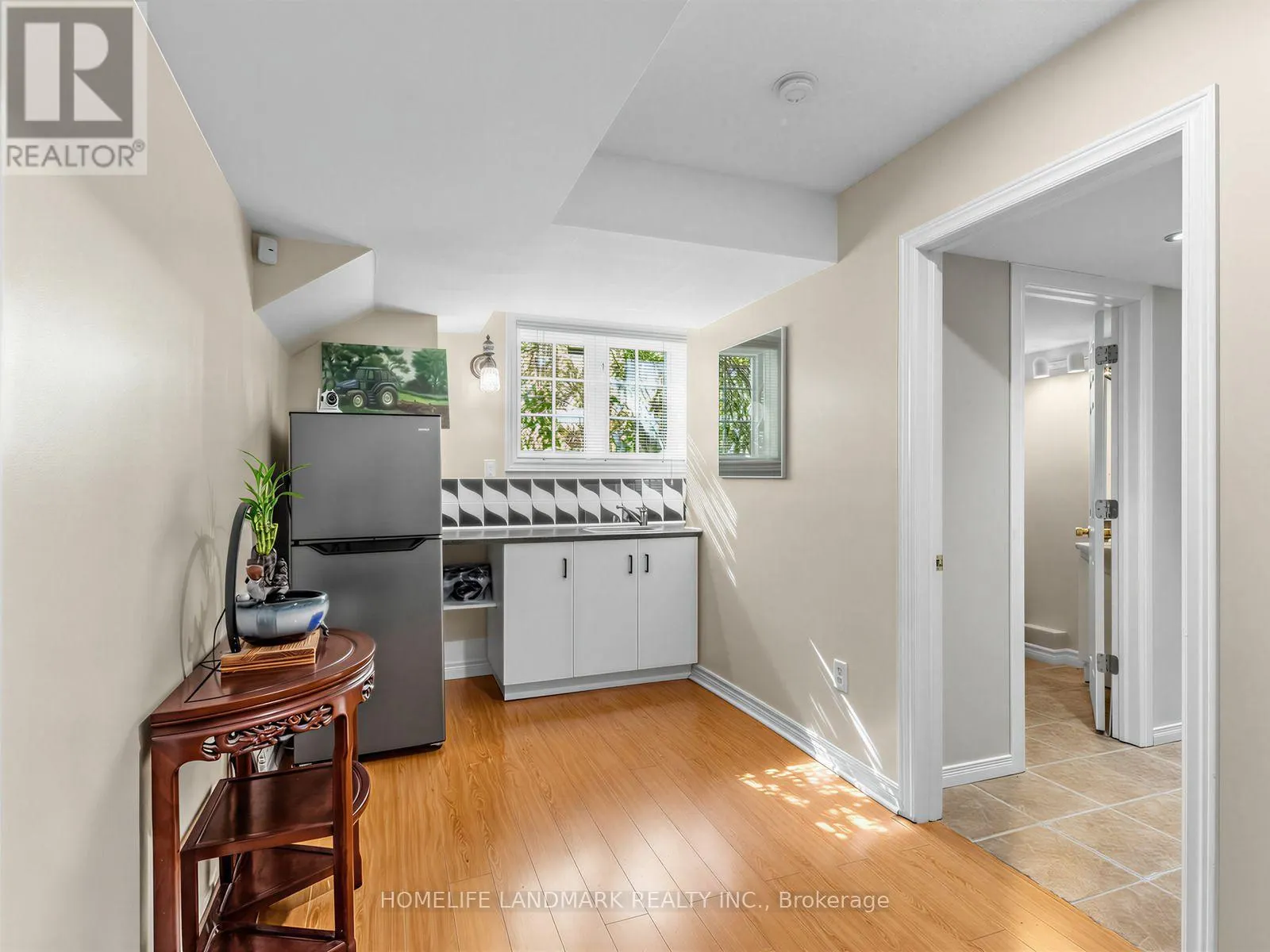 72 VANDERVOORT DRIVE