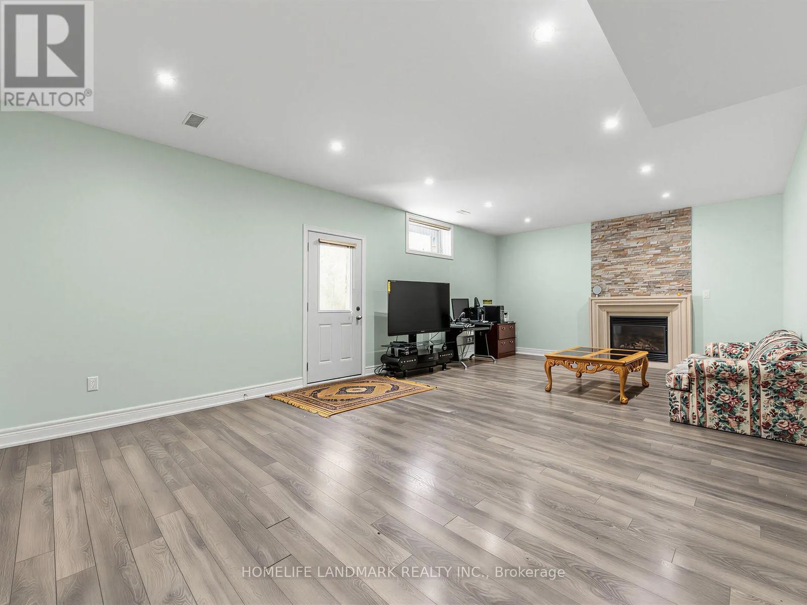 9A ANGLIN DRIVE
