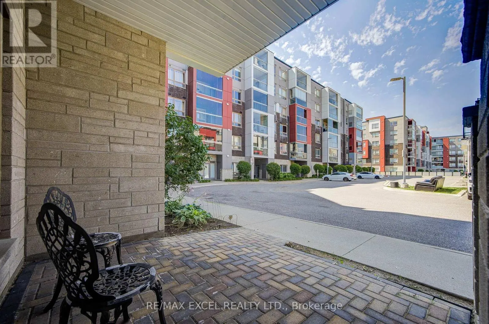 103 - 2 ADAM SELLERS STREET