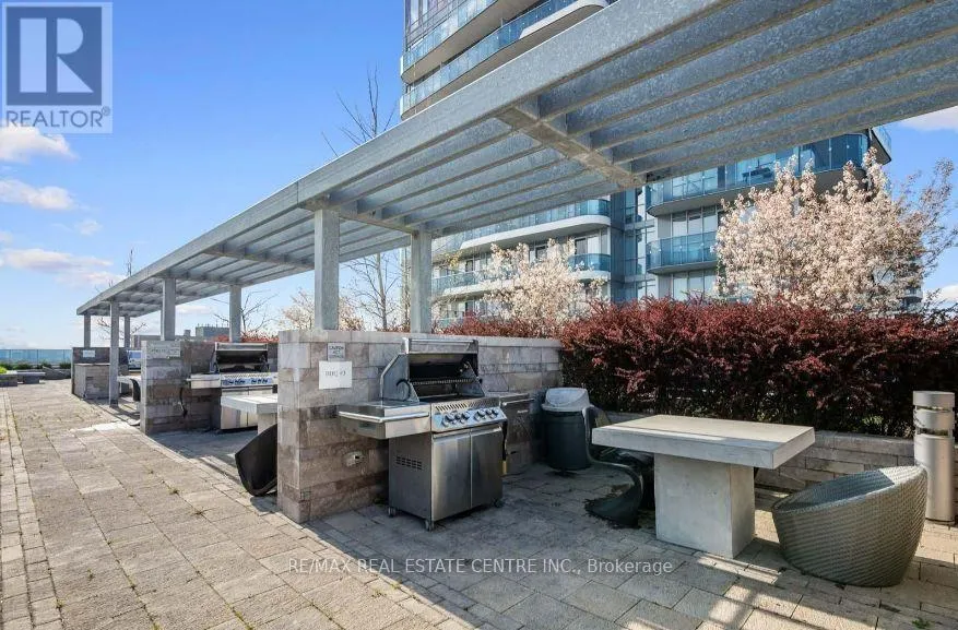 315 - 9471 YONGE STREET