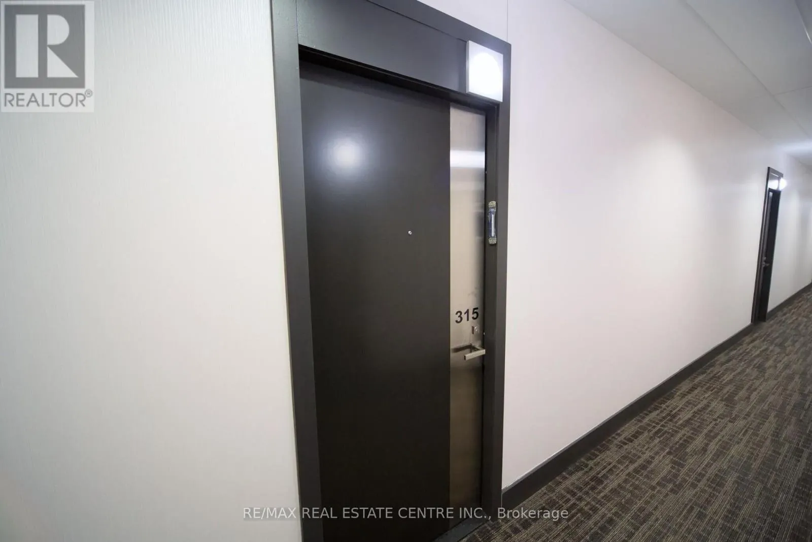 315 - 9471 YONGE STREET