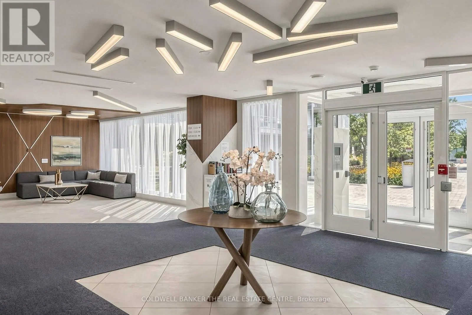 UNIT #415 - 301 SEA RAY AVENUE