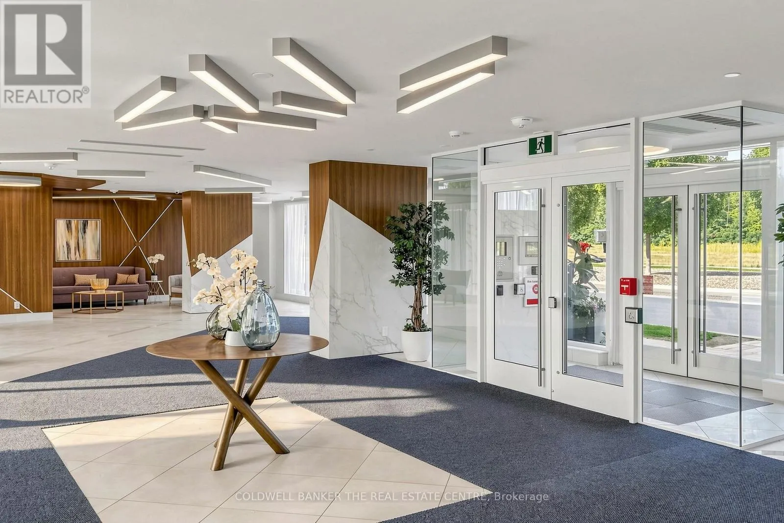 UNIT #415 - 301 SEA RAY AVENUE