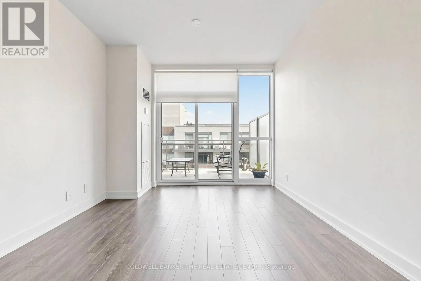UNIT #415 - 301 SEA RAY AVENUE