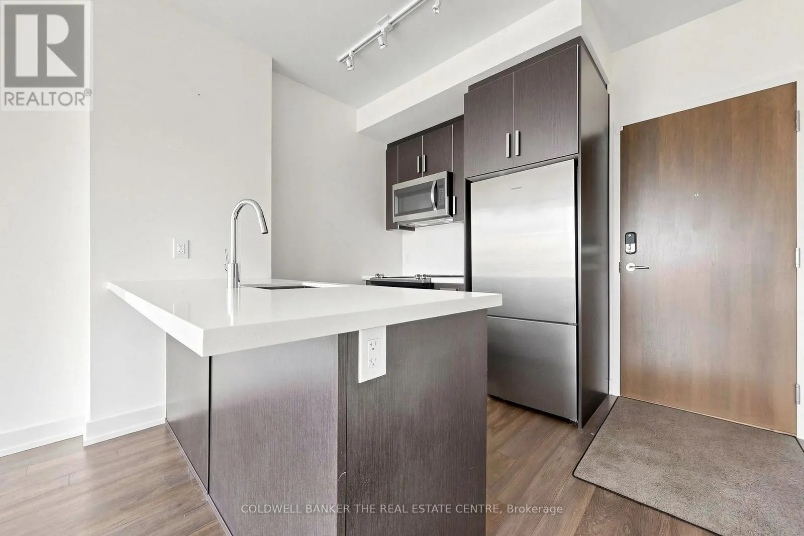 UNIT #415 - 301 SEA RAY AVENUE