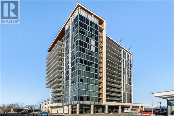 TH102 - 9618 YONGE STREET