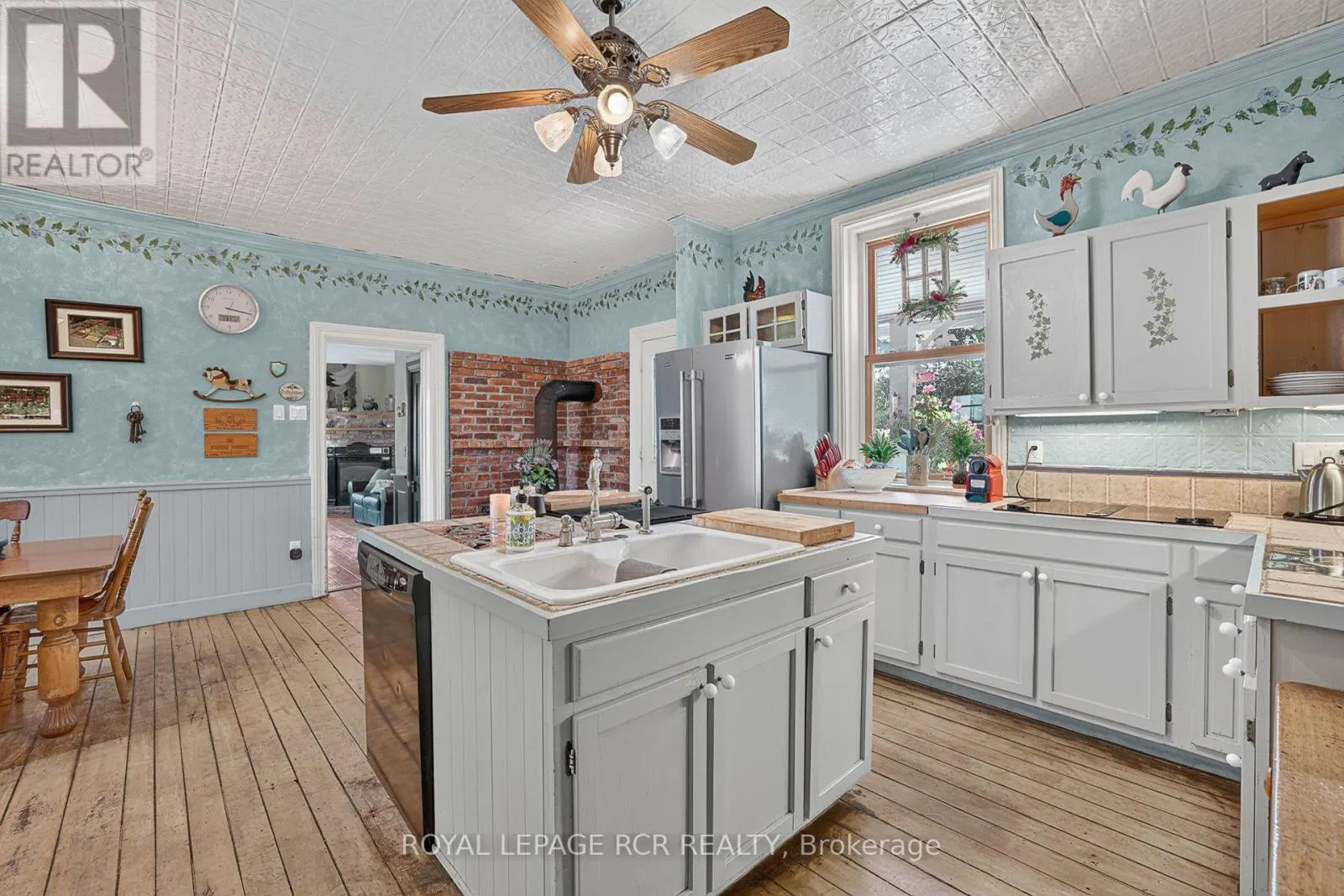 233 WAGG ROAD