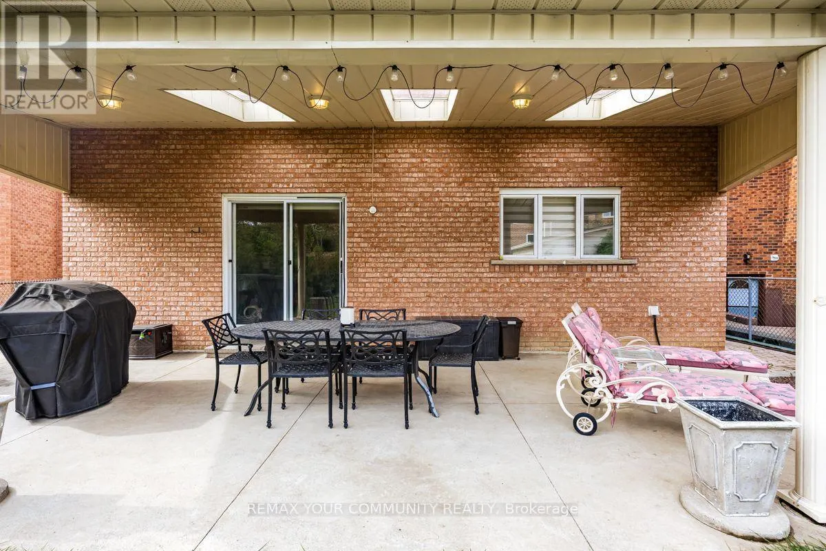 55 THISTLE RIDGE DRIVE