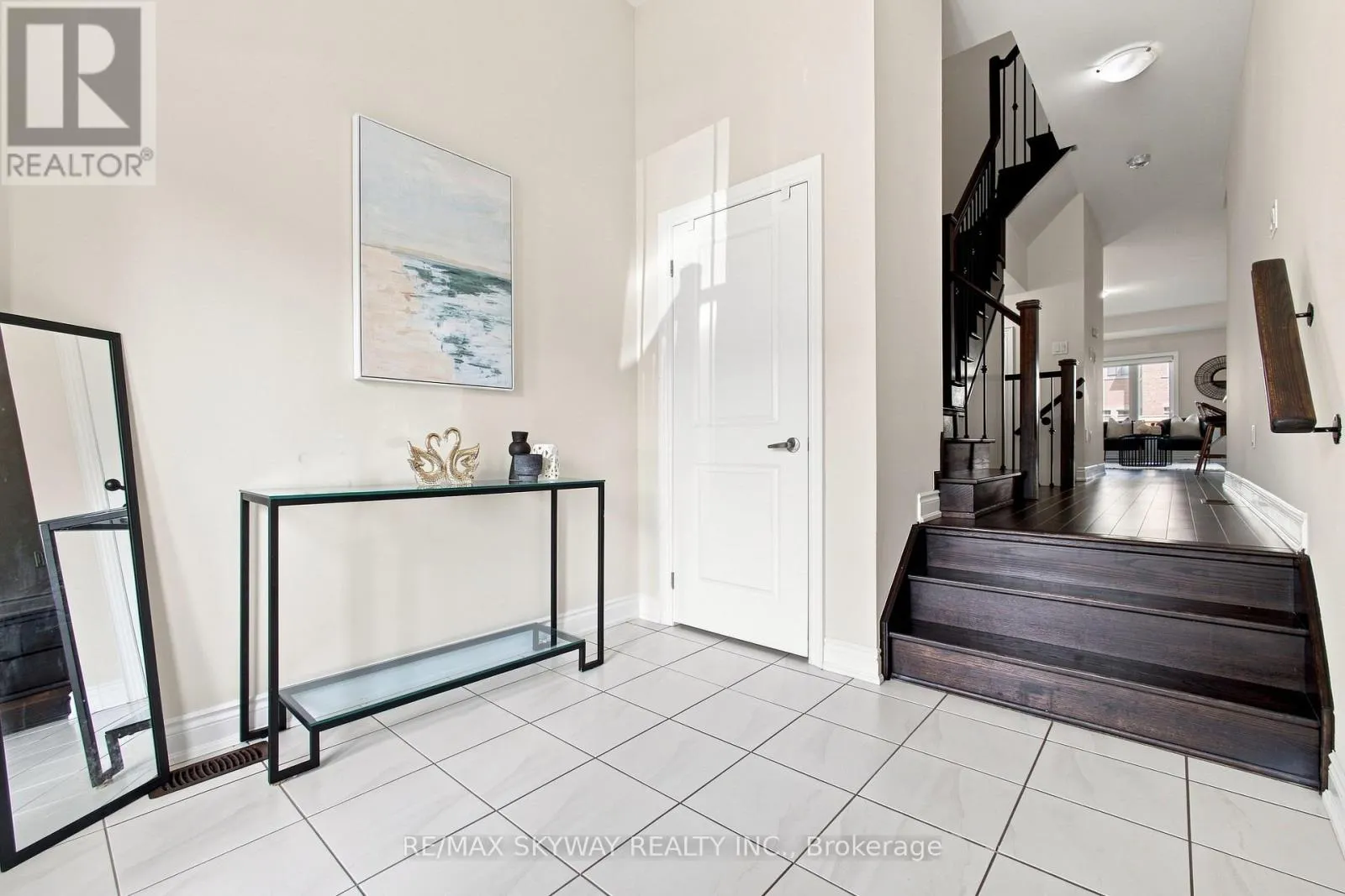 60 LORNE THOMAS PLACE
