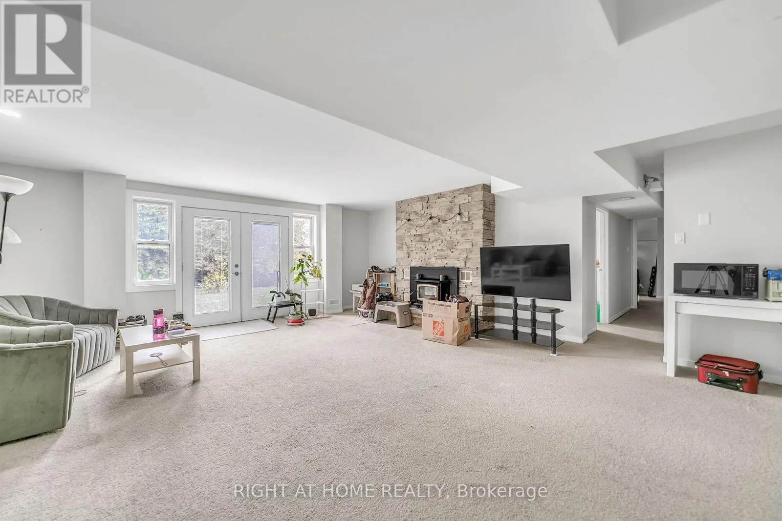 22 HAMILTON DRIVE