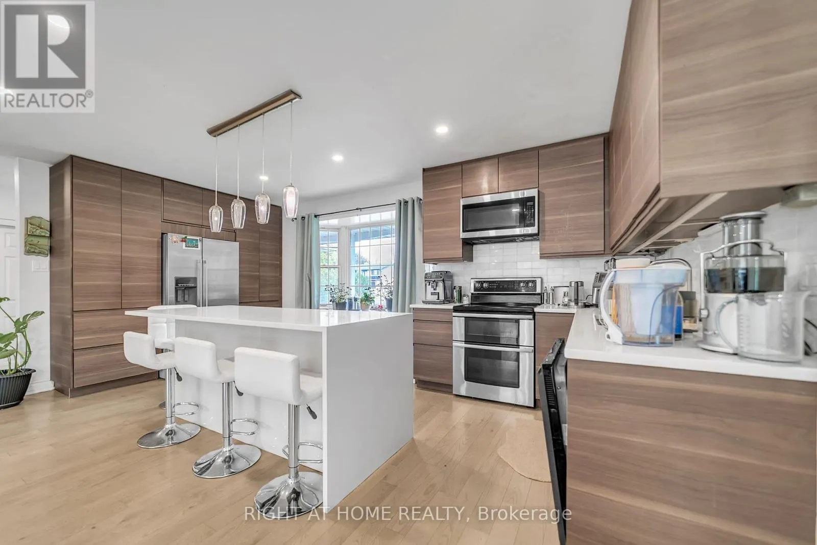22 HAMILTON DRIVE