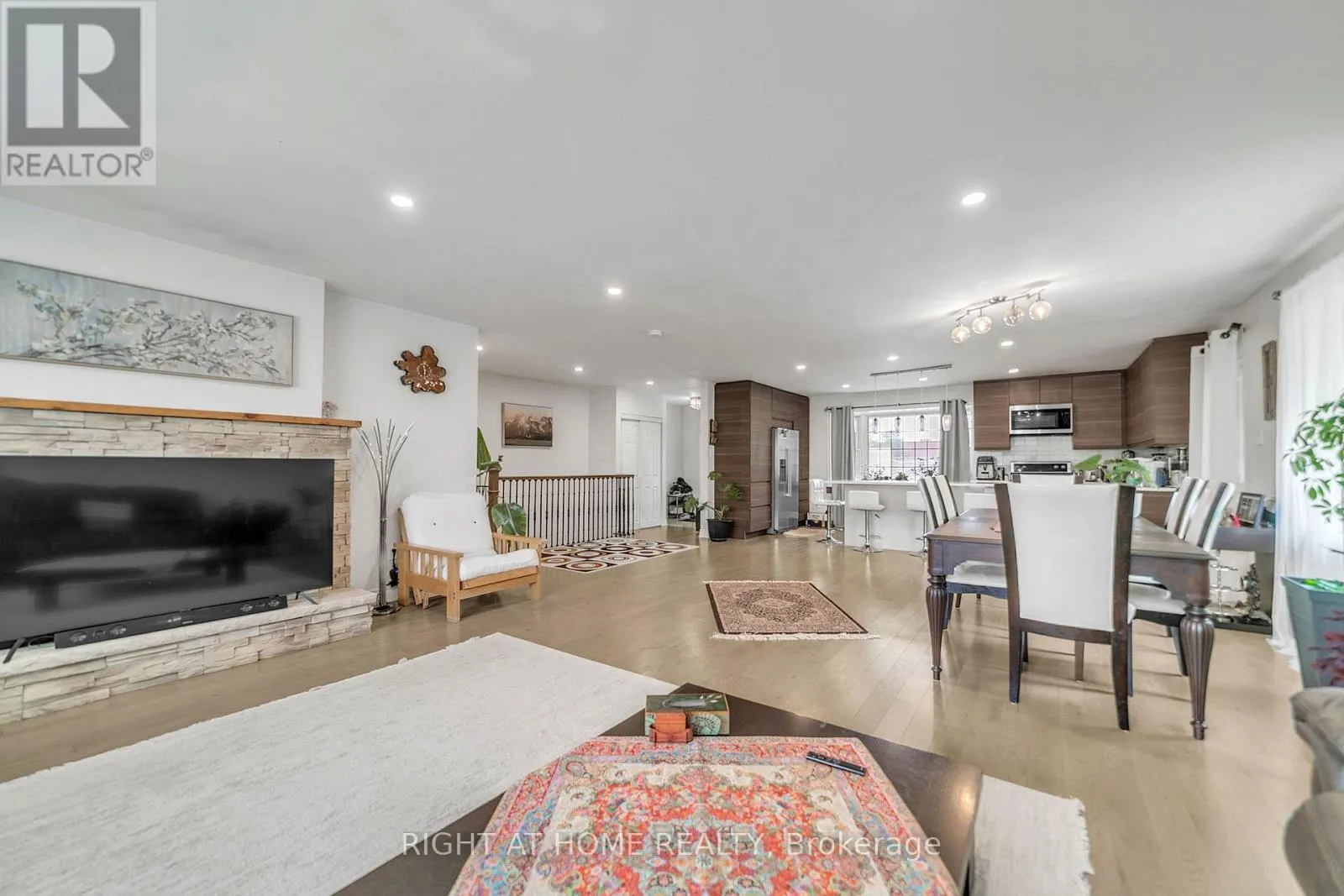 22 HAMILTON DRIVE