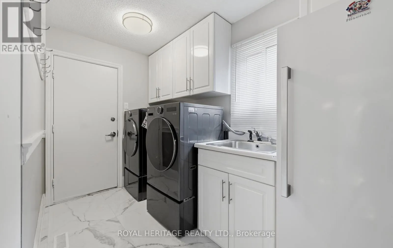 7 KIMBARK CRESCENT