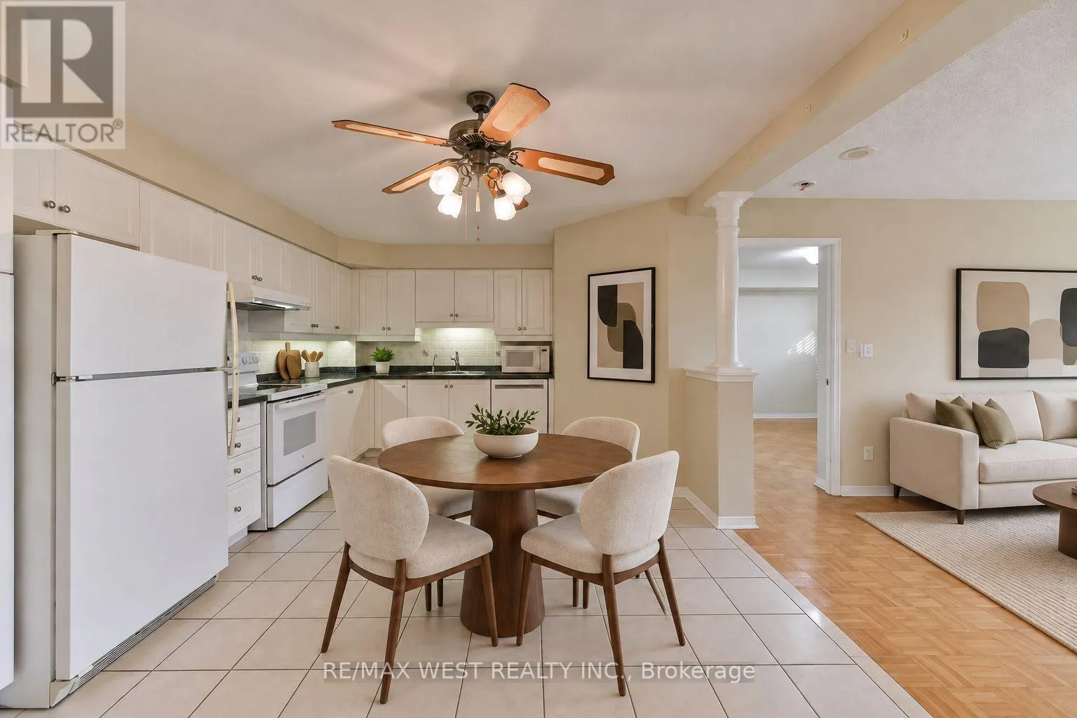 319 - 7373 MARTIN GROVE ROAD