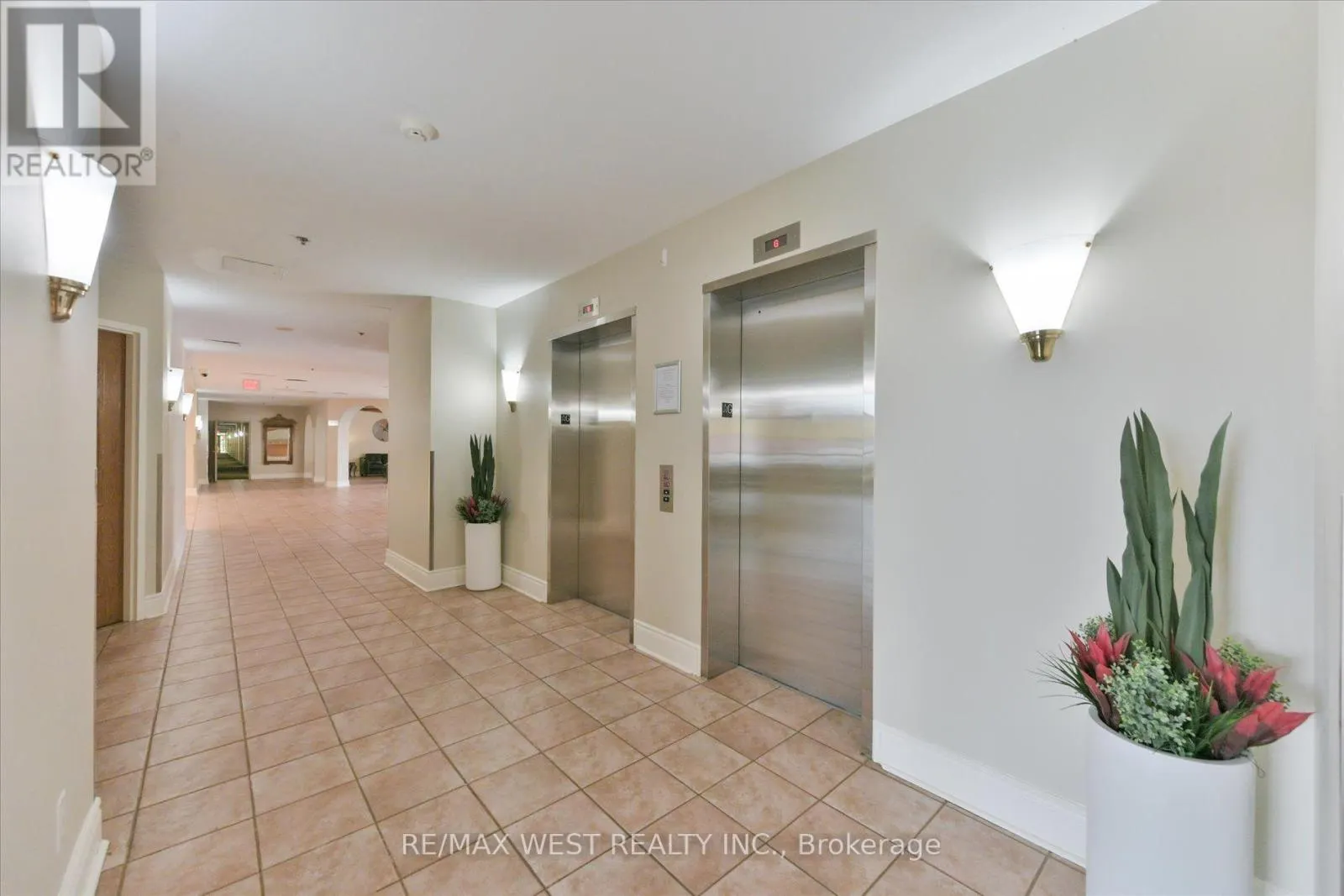 319 - 7373 MARTIN GROVE ROAD