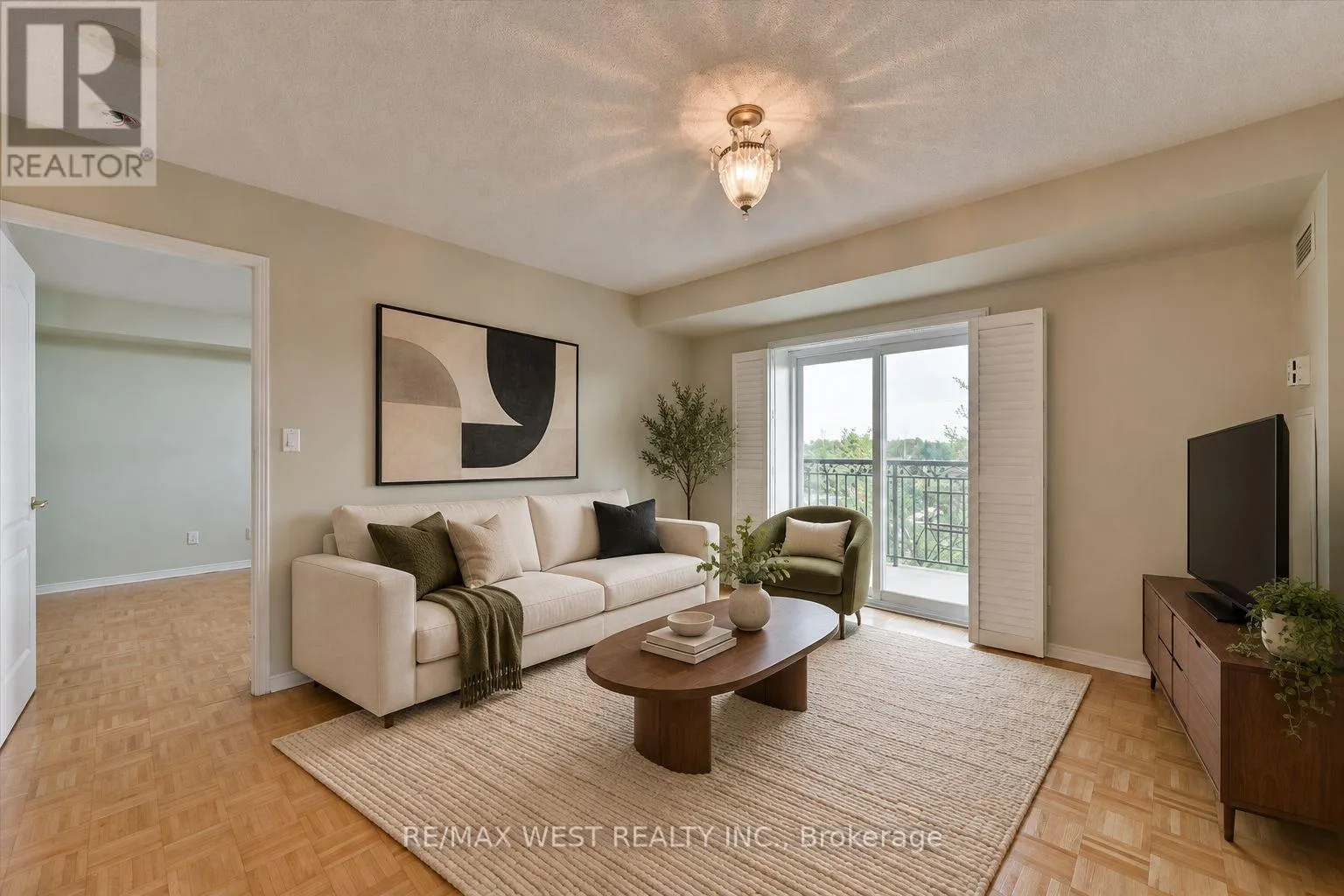319 - 7373 MARTIN GROVE ROAD