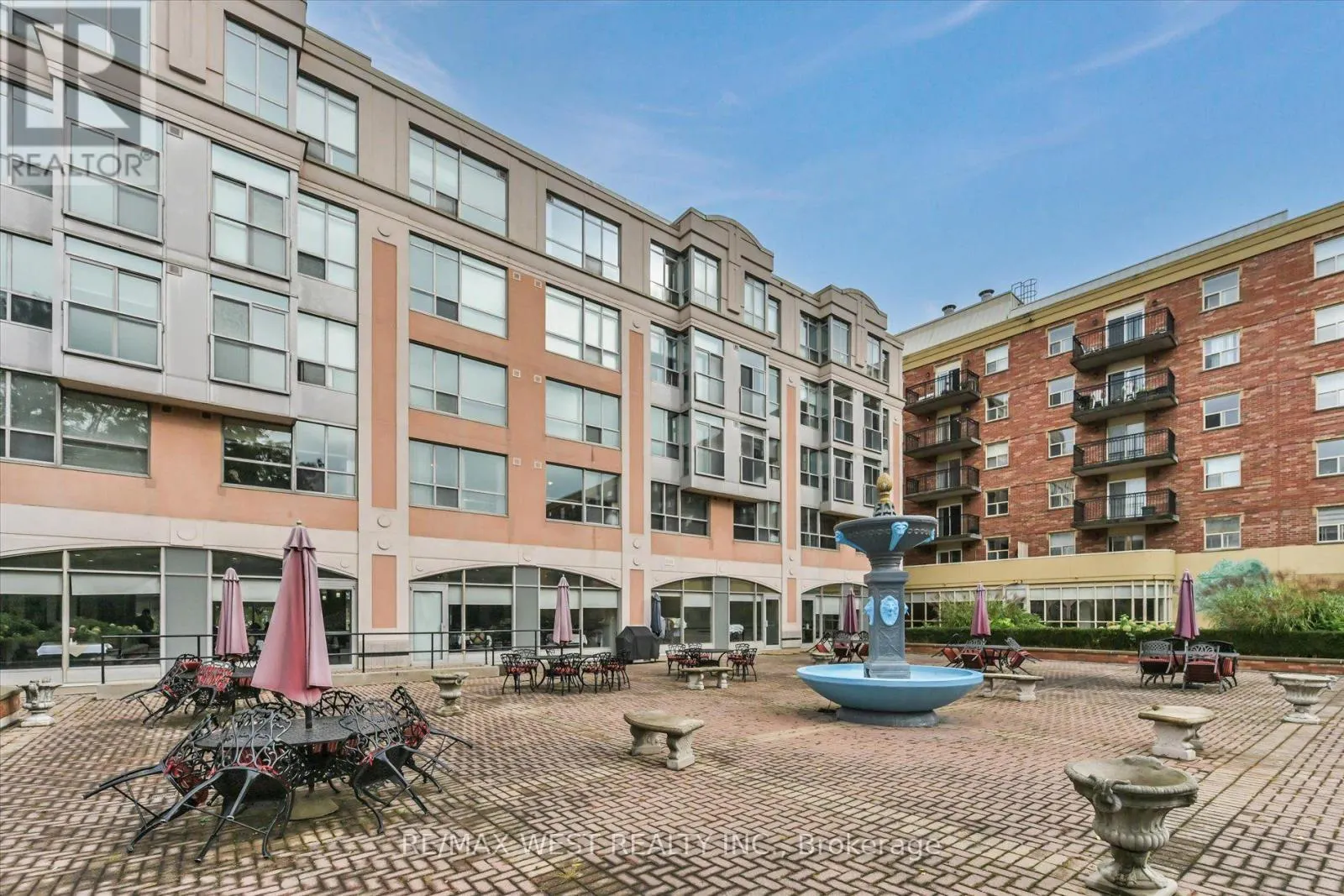 319 - 7373 MARTIN GROVE ROAD