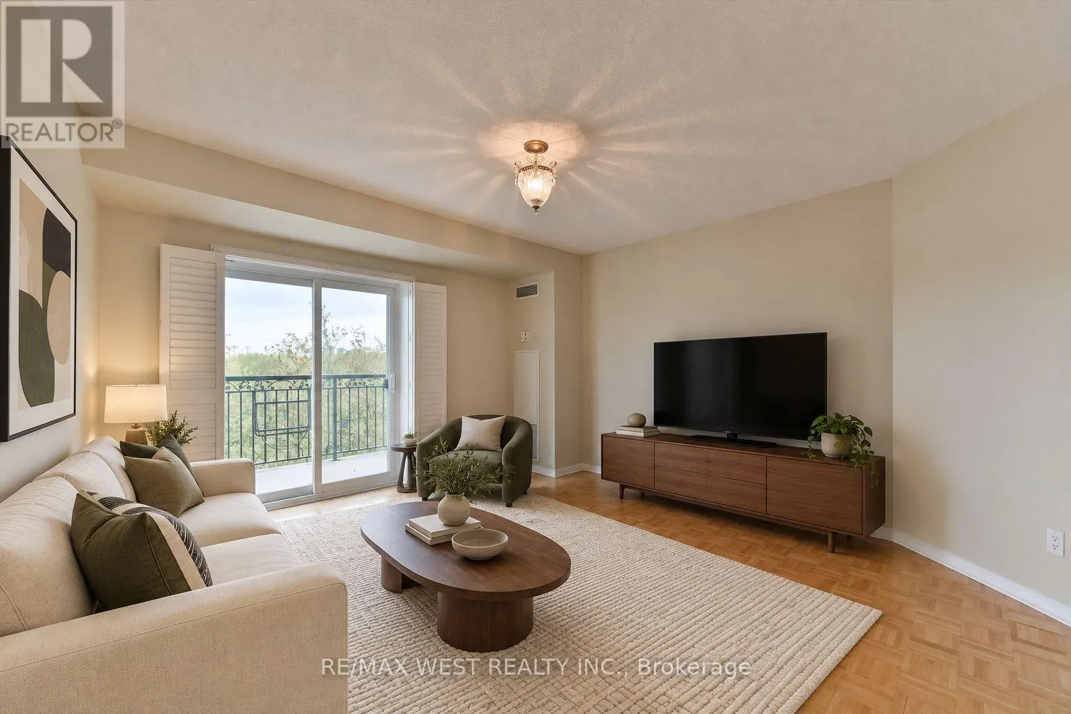 319 - 7373 MARTIN GROVE ROAD
