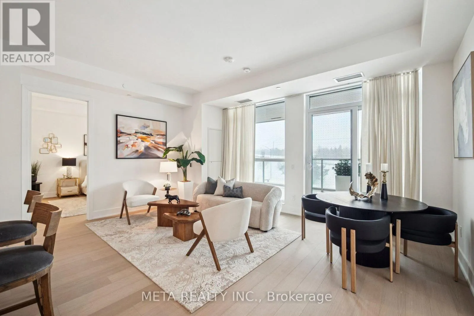 315 - 399 ROYAL ORCHARD BOULEVARD