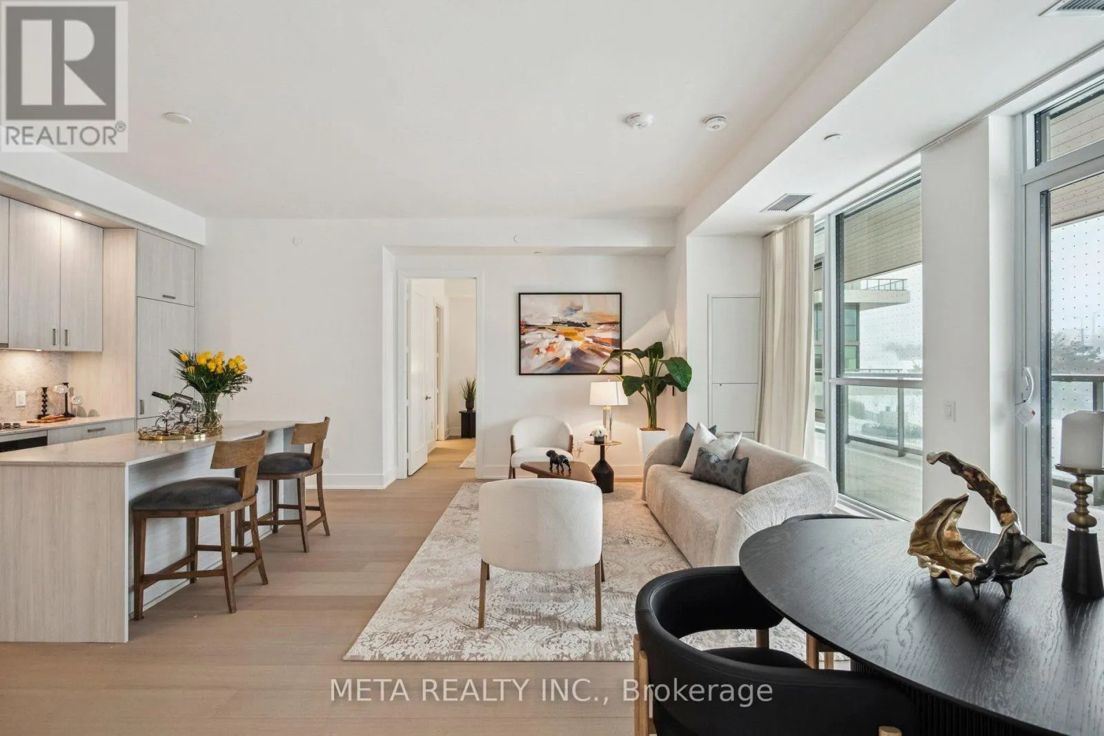 315 - 399 ROYAL ORCHARD BOULEVARD