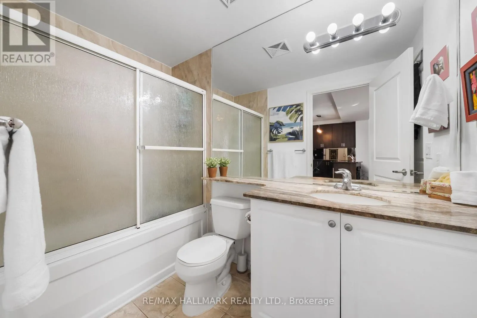 1609 - 9235 JANE STREET