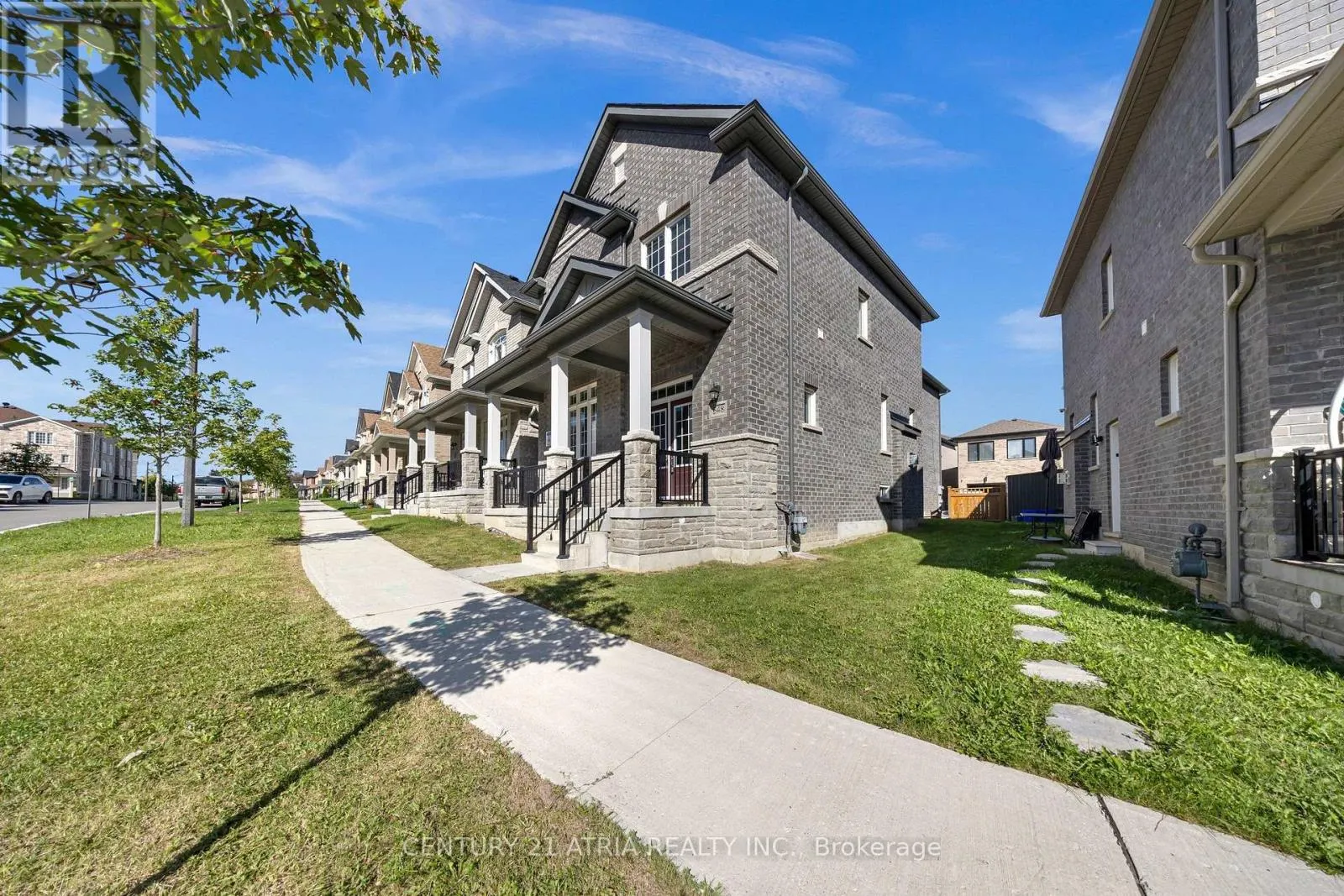 548 WHITE'S HILL AVENUE