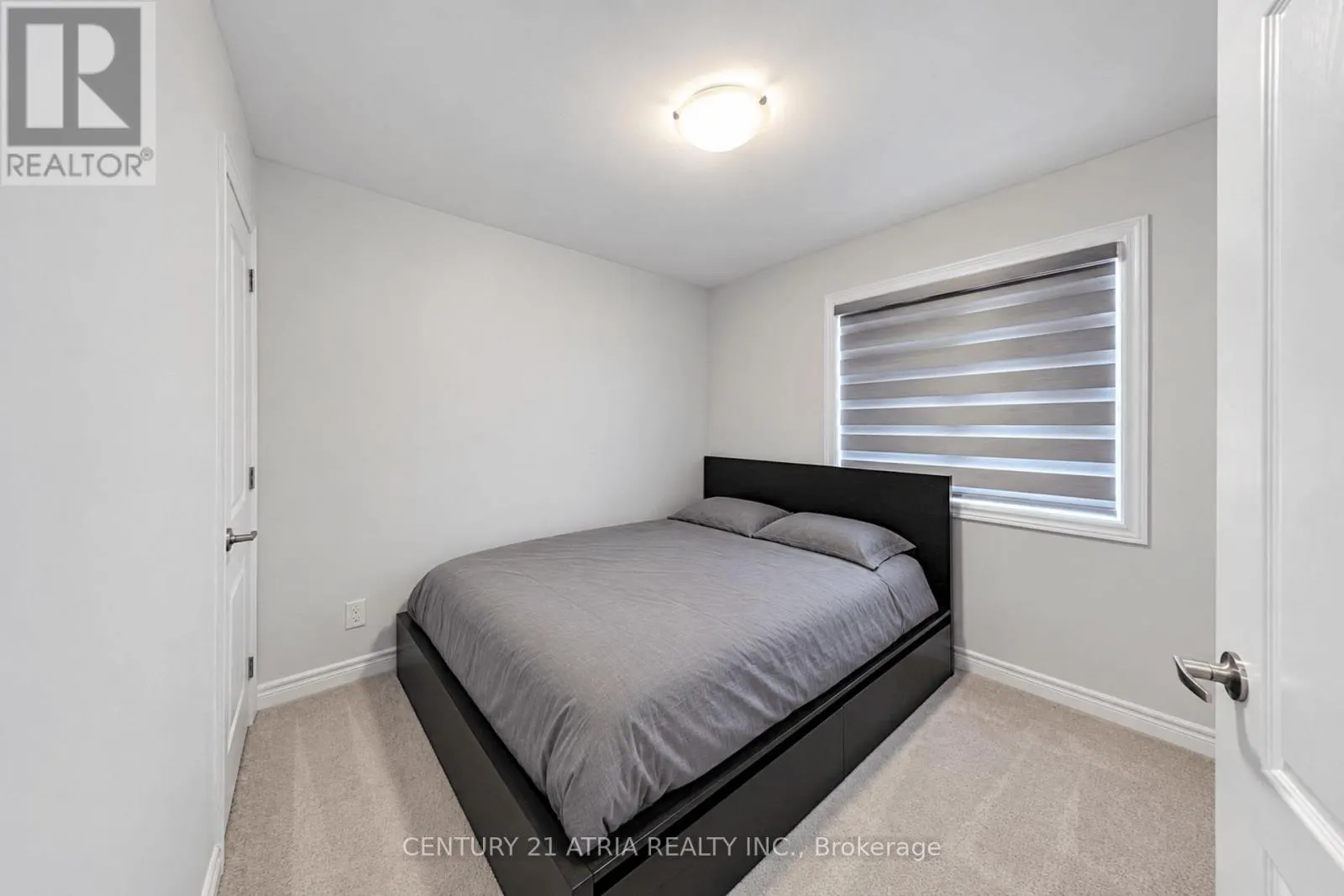 548 WHITE'S HILL AVENUE