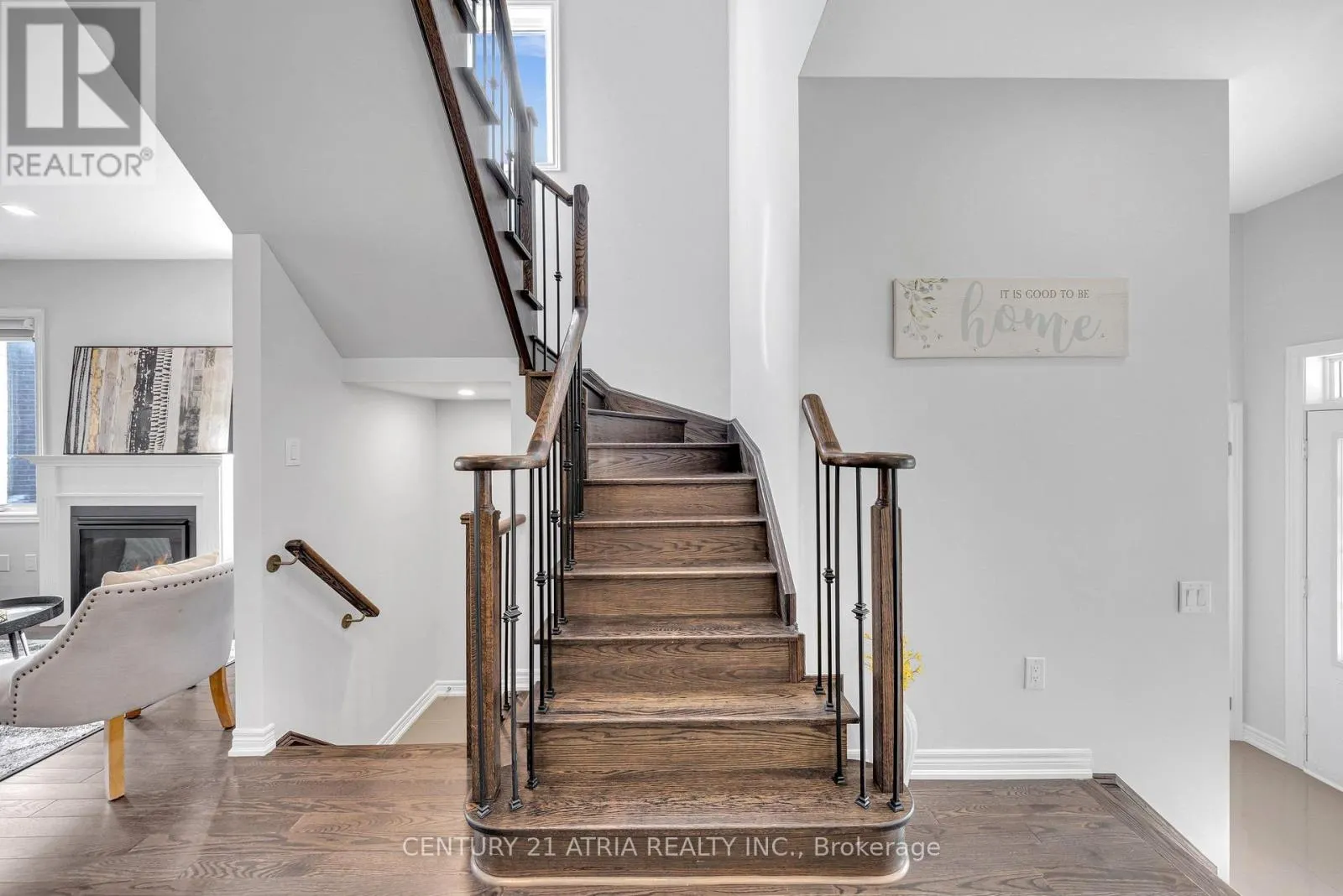 548 WHITE'S HILL AVENUE