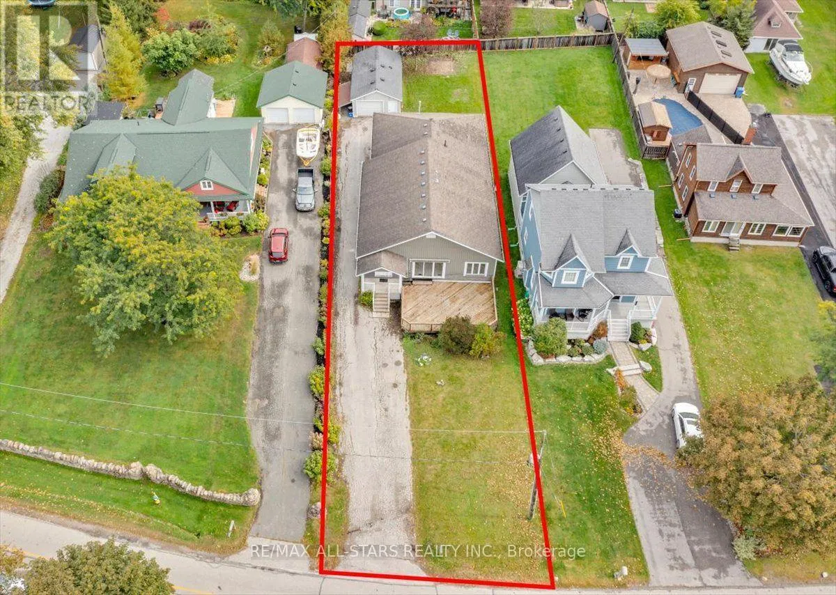 369 LAKE DRIVE