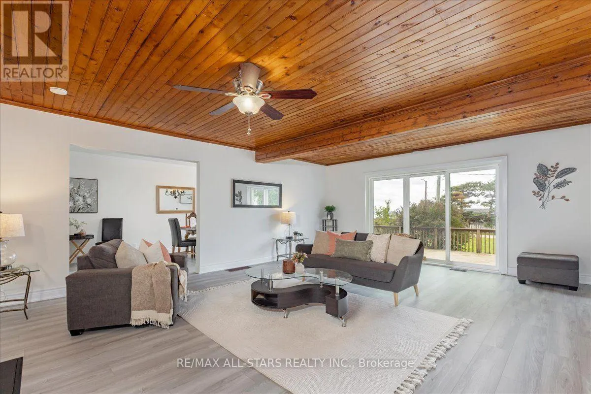 369 LAKE DRIVE