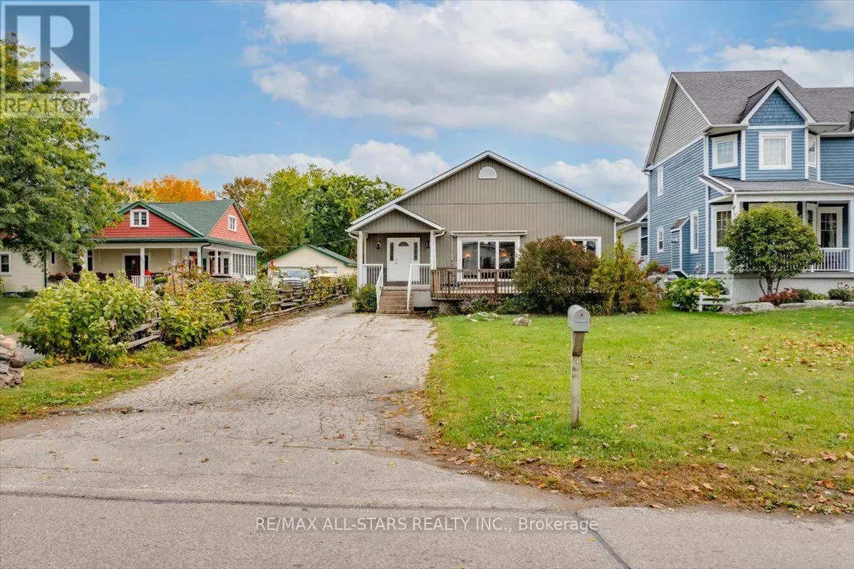 369 LAKE DRIVE