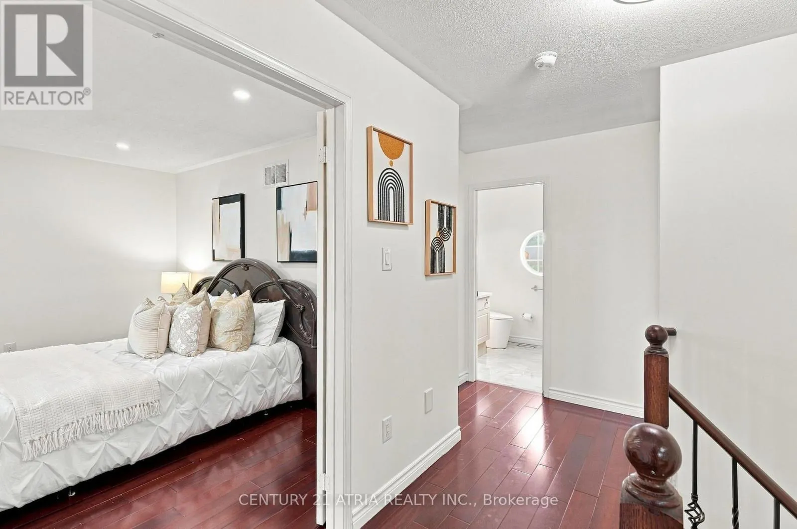 136 ROLLINGHILL ROAD