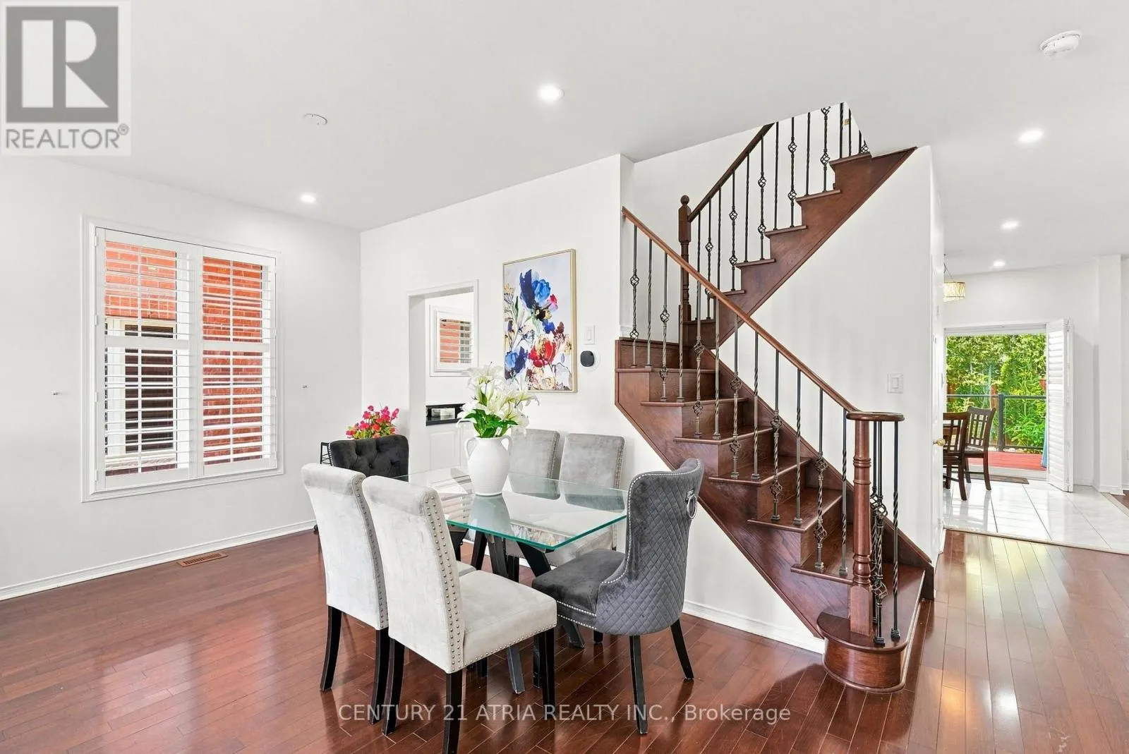 136 ROLLINGHILL ROAD