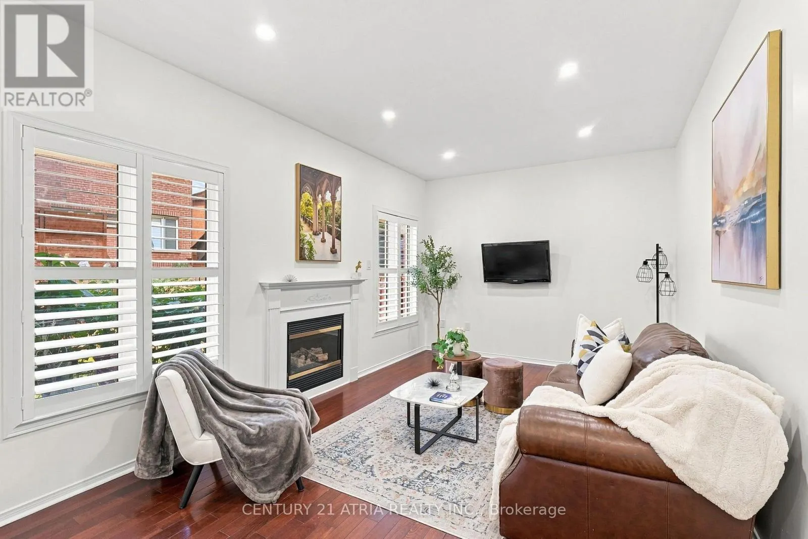 136 ROLLINGHILL ROAD